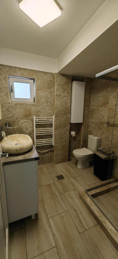 Apartament 1 Mai Bloc Nou-Self Check-In Craiova Ngoại thất bức ảnh